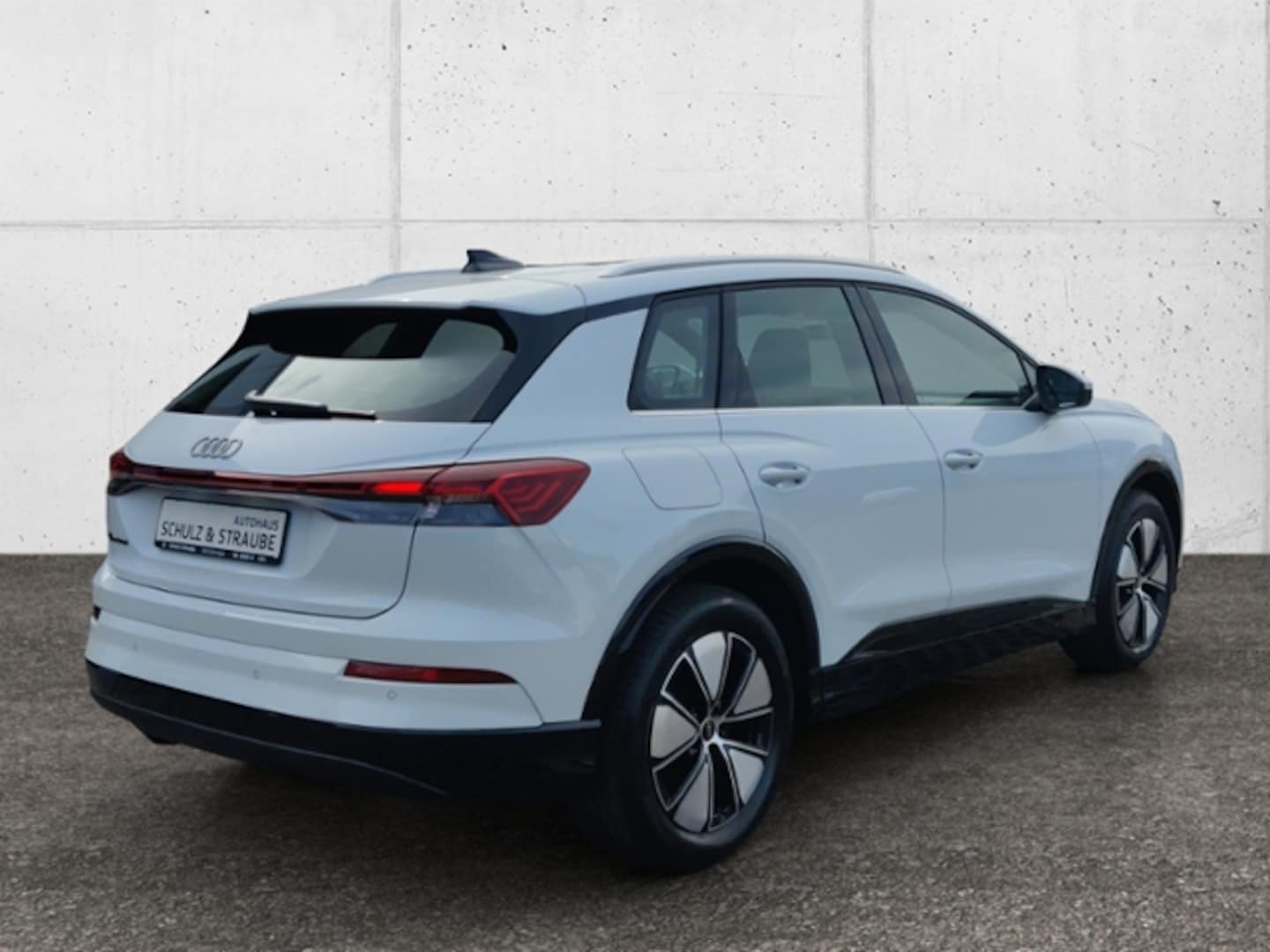 Bild über Audi Q4 SUV e-tron e-tron performance 210 kW - für weitere Informationen kontaktieren Sie den Audi Partner