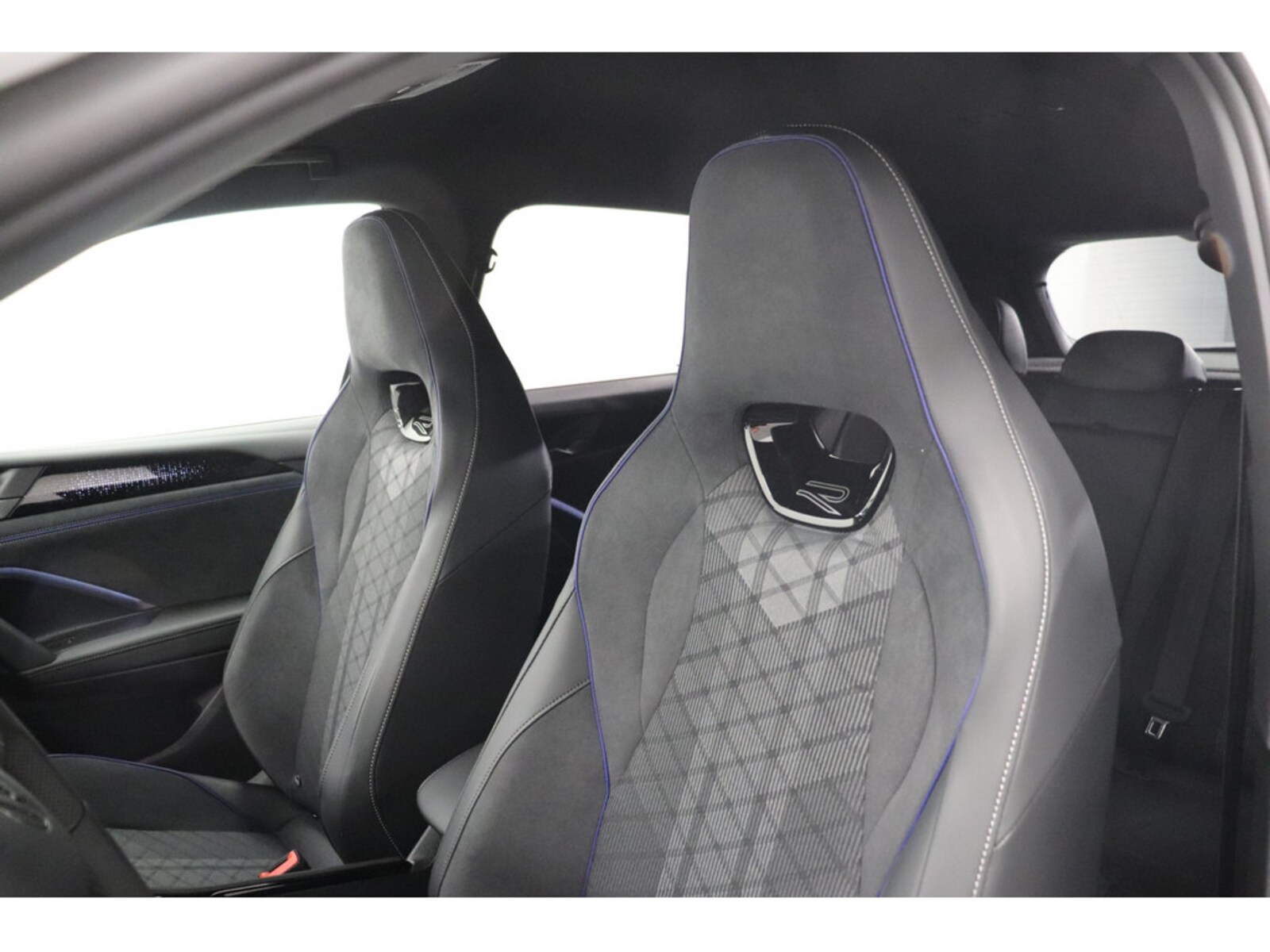 Volkswagen Tiguan – Bild 11