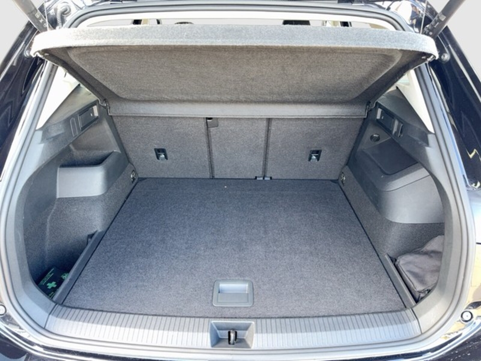 Volkswagen Tiguan – Bild 12