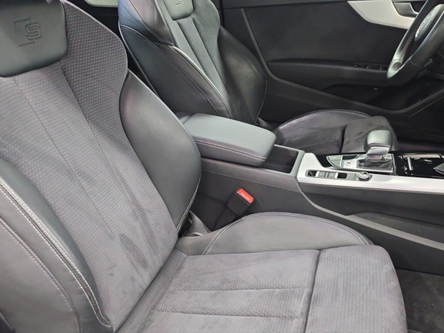 Bild über Audi S5 Cabriolet TFSI quattro tiptronic - für weitere Informationen kontaktieren Sie den Audi Partner