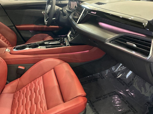 2026 Audi S e-tron GT Prestige - Photo 13