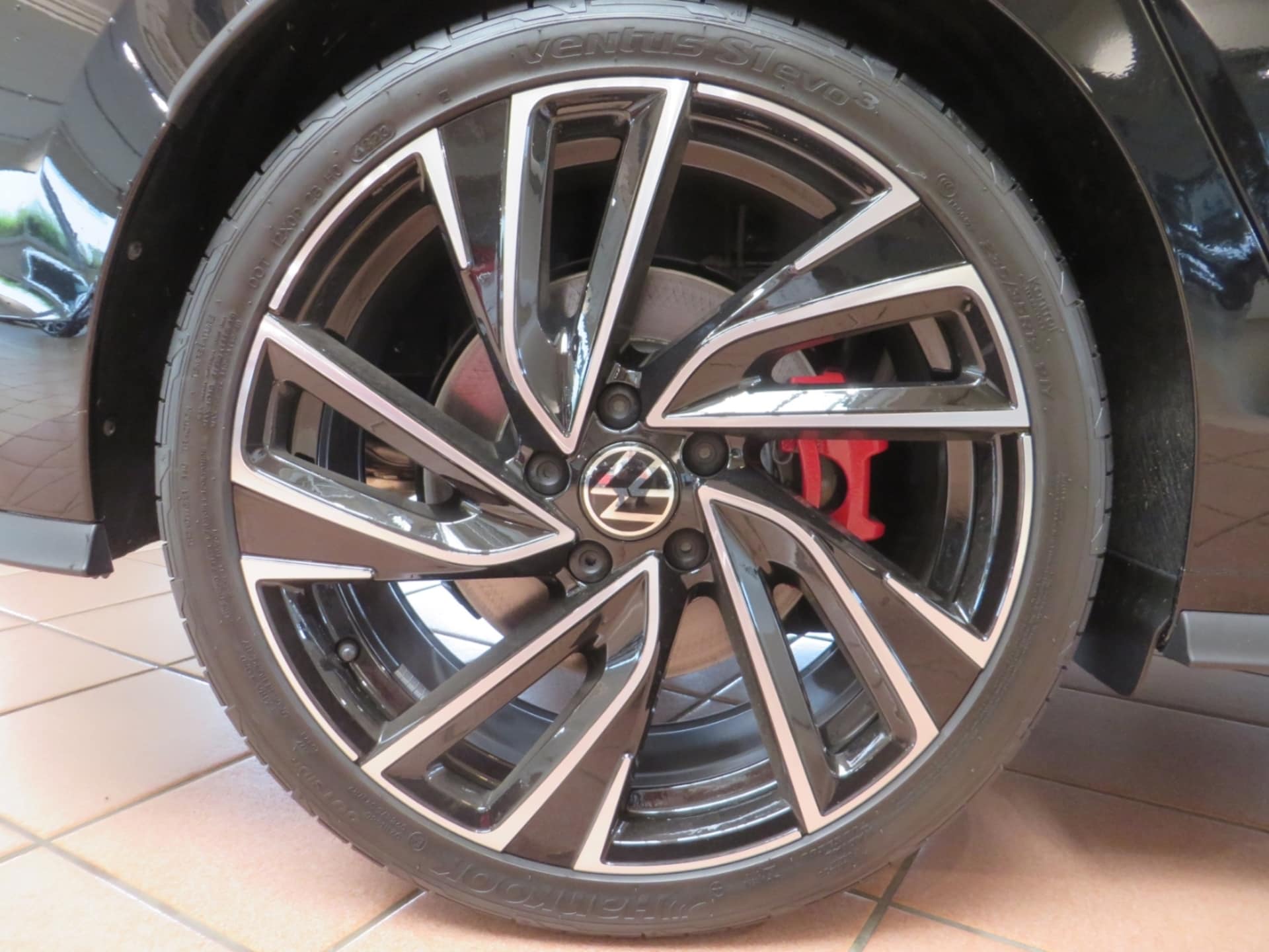 Volkswagen Golf GTI