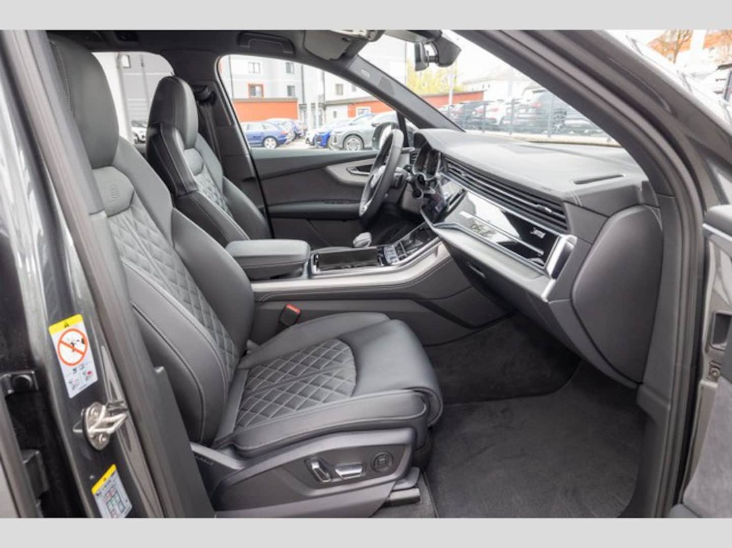 Bild über Audi Q7 SUV S line 50 TDI quattro tiptronic - für weitere Informationen kontaktieren Sie den Audi Partner