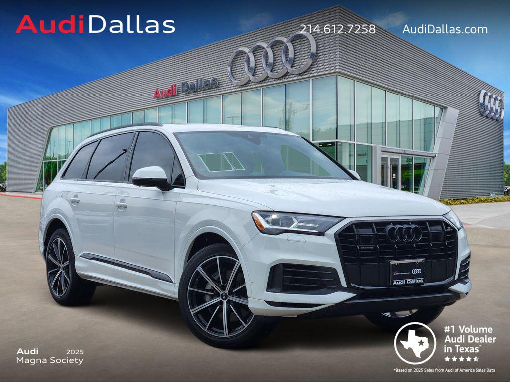 2022 Audi Q7 55 Premium Plus quattro Tiptronic's photo
