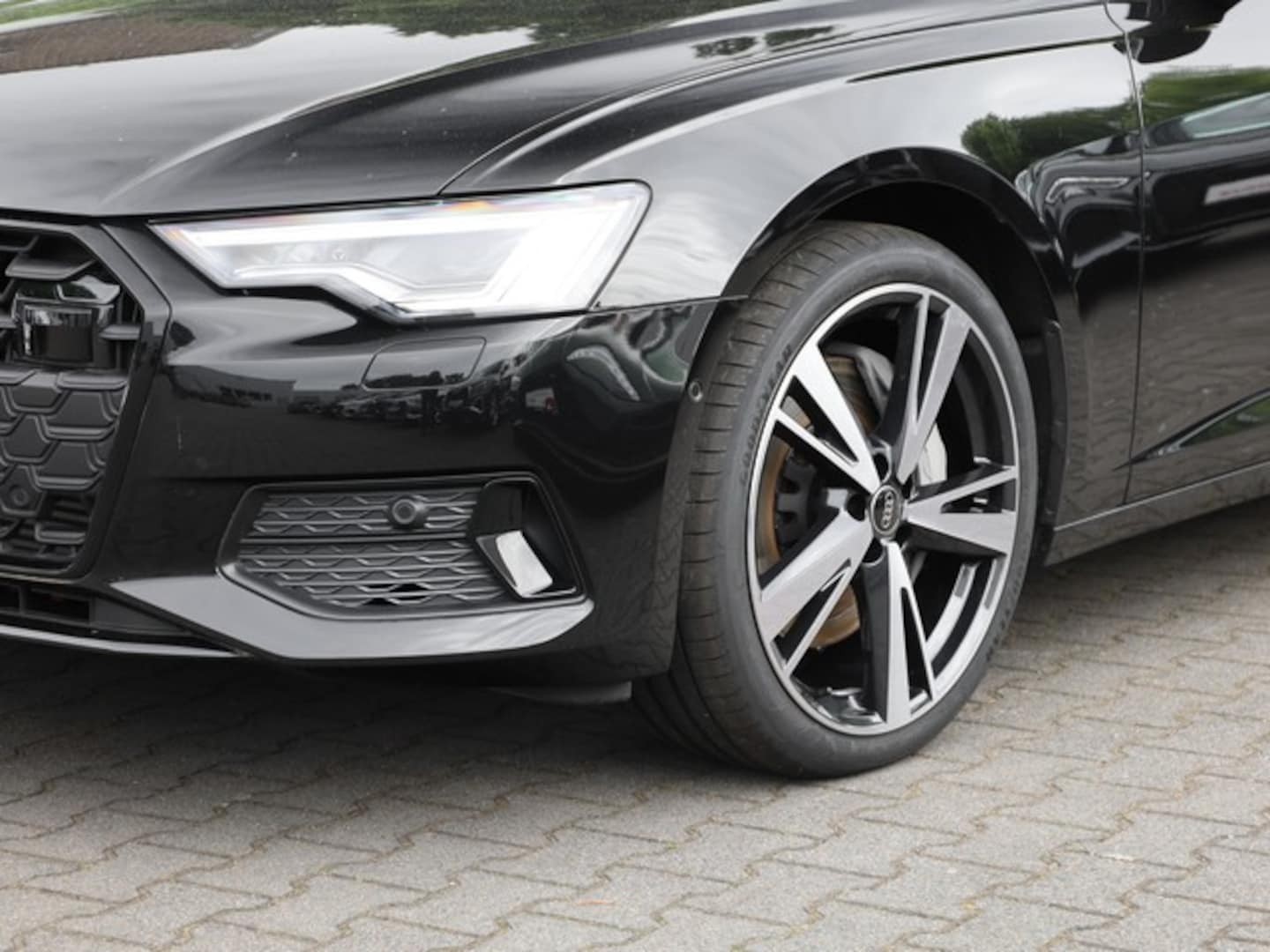 Bild über Audi A6 Avant TFSI e advanced 50 TFSI e quattro S tronic - für weitere Informationen kontaktieren Sie den Audi Partner