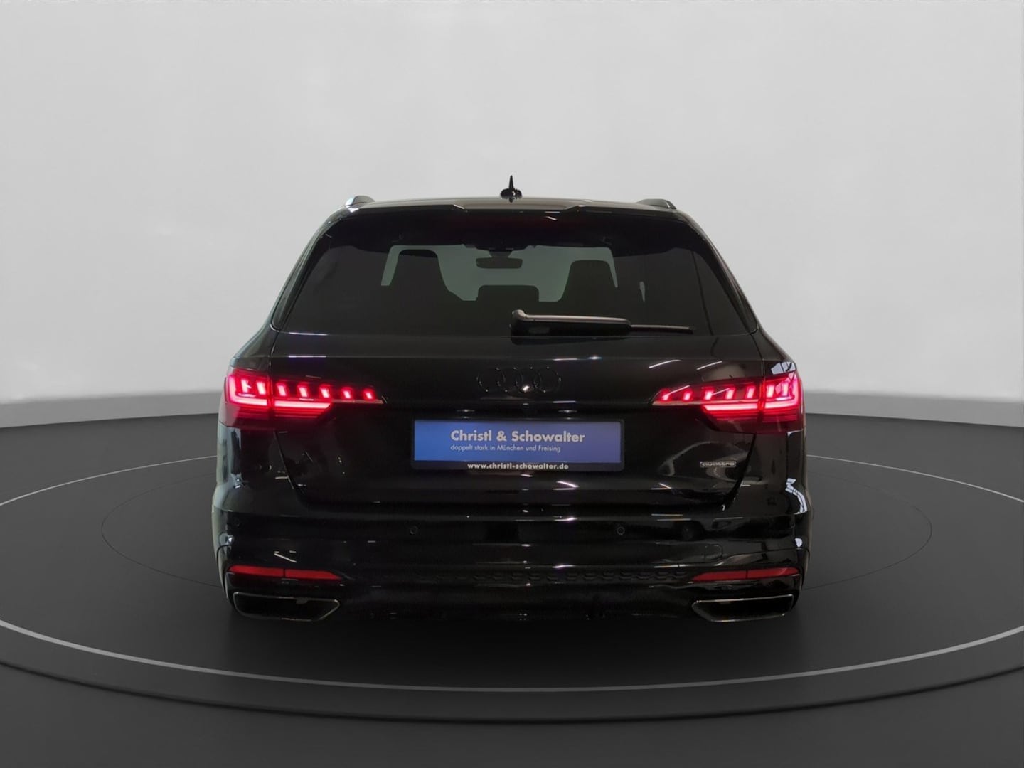 Bild über Audi A4 Avant S line 40 TFSI quattro S tronic - für weitere Informationen kontaktieren Sie den Audi Partner