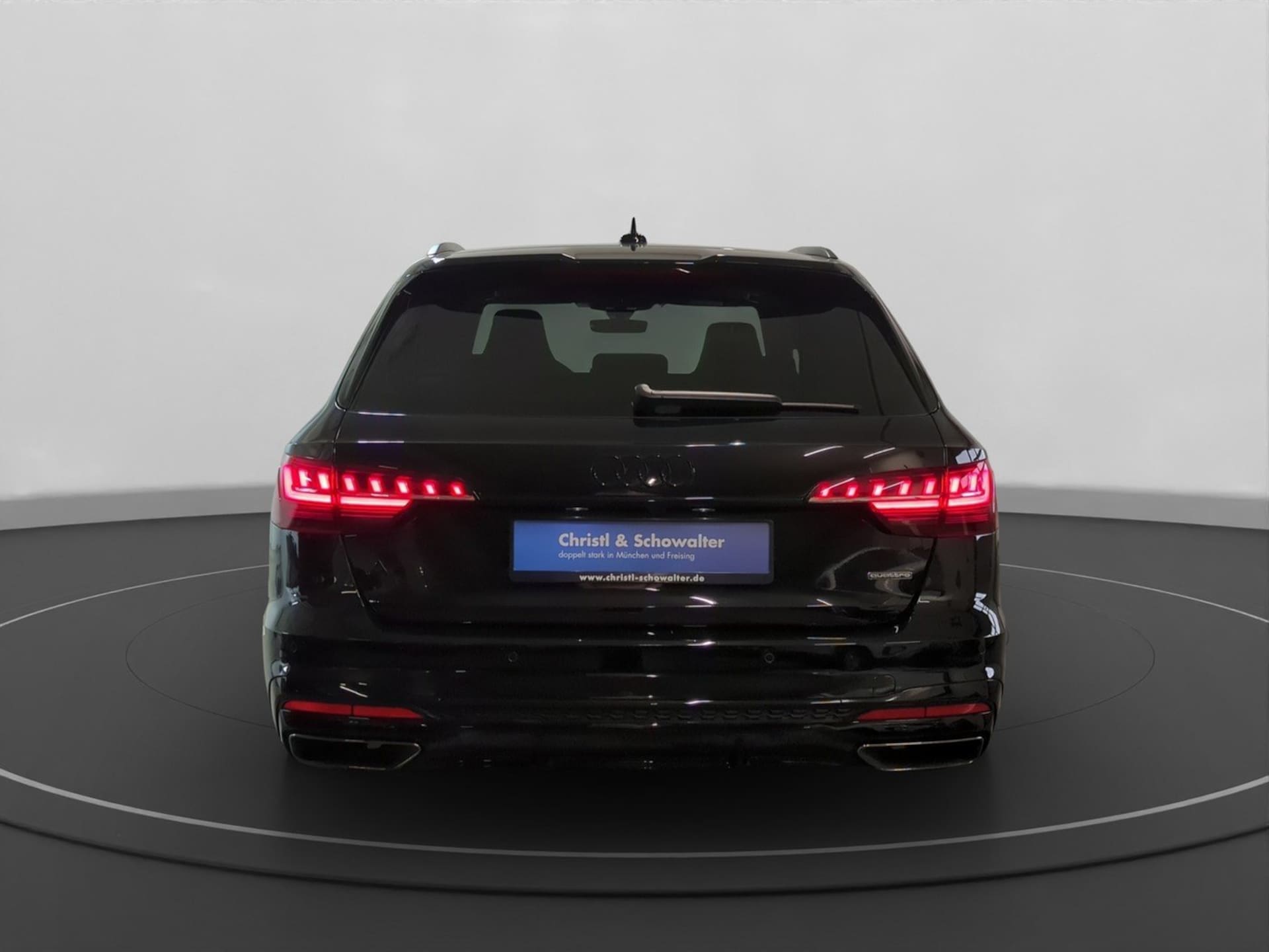 Audi A4 Avant S line