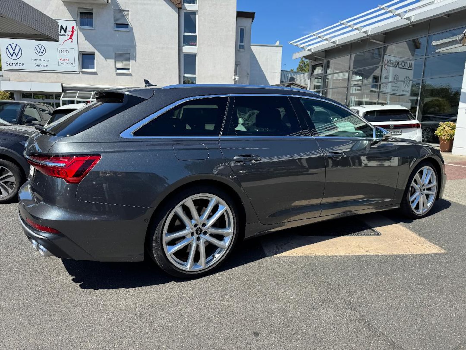 Audi S6 Avant