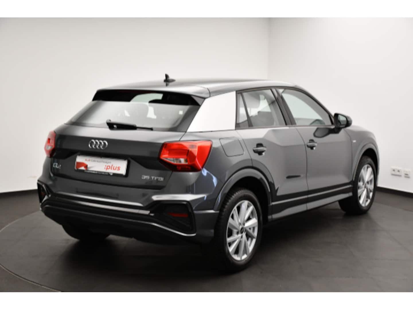 Bild über Audi Q2 S line 35 TFSI S tronic - für weitere Informationen kontaktieren Sie den Audi Partner