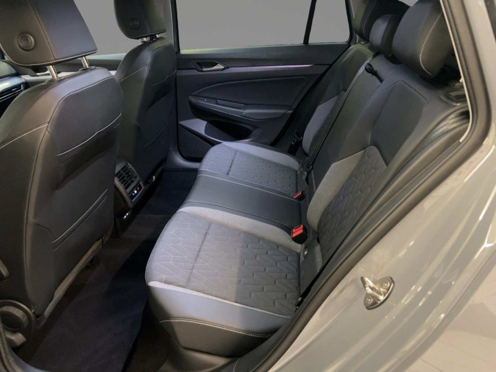 Volkswagen Golf Variant – Bild 9
