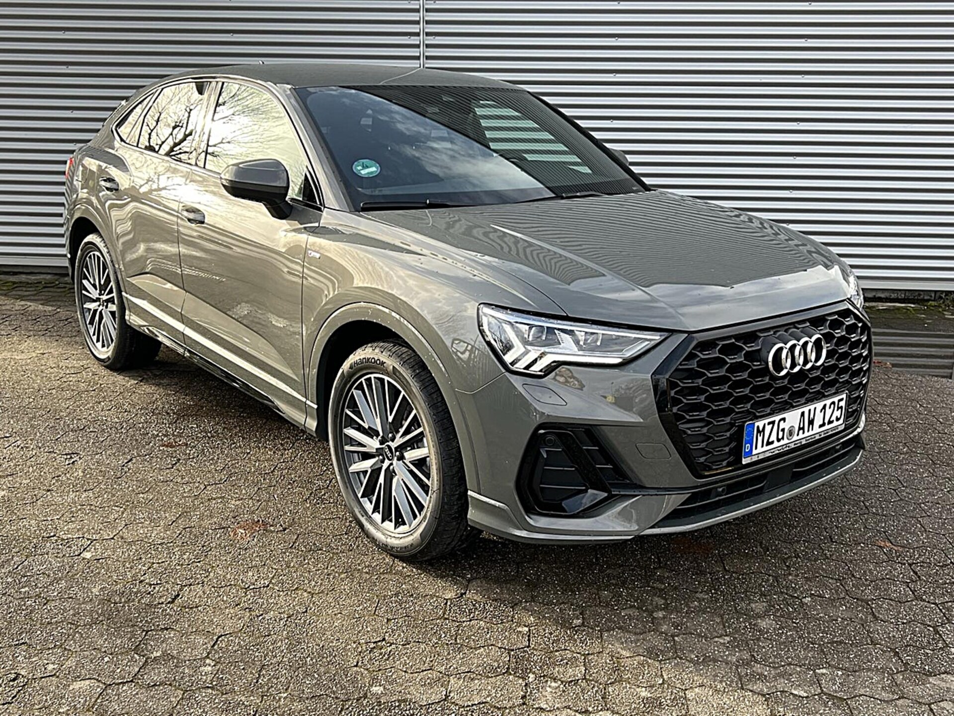 Audi Q3 Sportback S line