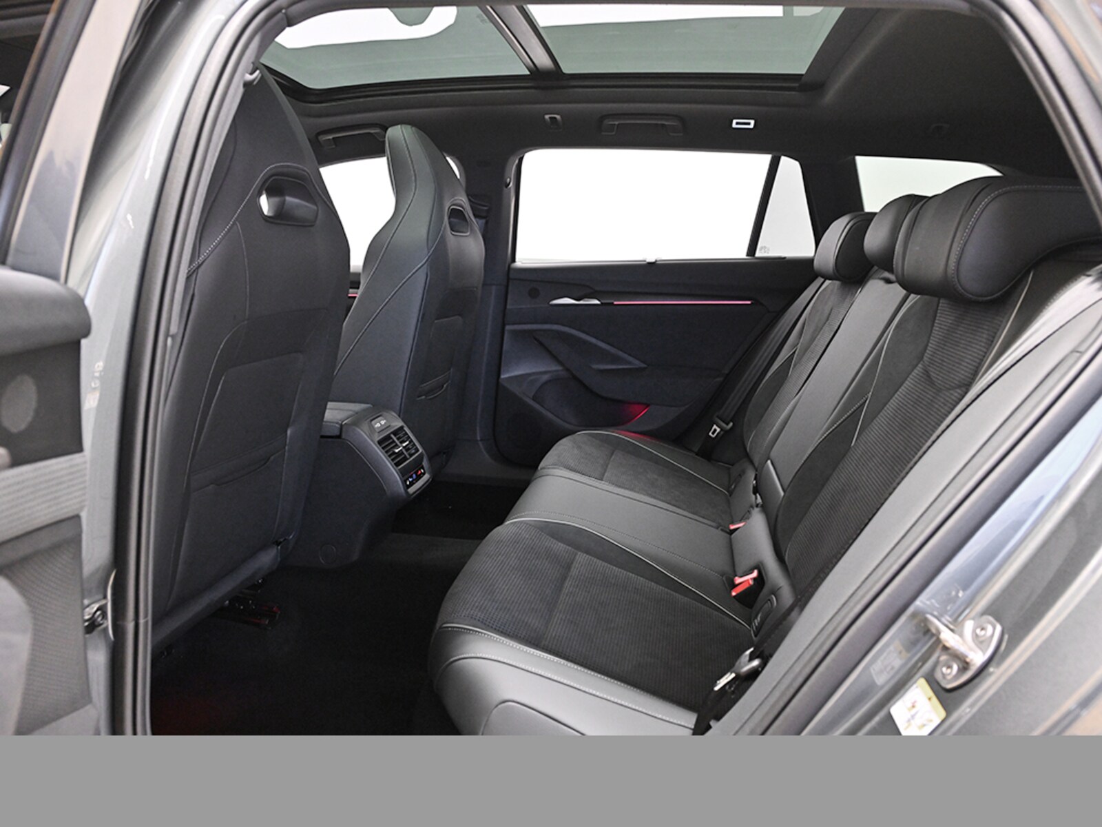 Škoda Superb Combi – Bild 13