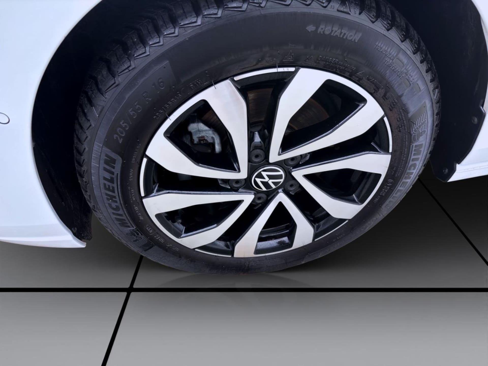 Volkswagen Golf Active