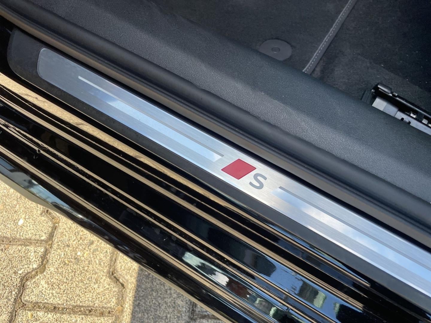 Bild über Audi A5 Avant TFSI 150 kW S tronic - für weitere Informationen kontaktieren Sie den Audi Partner