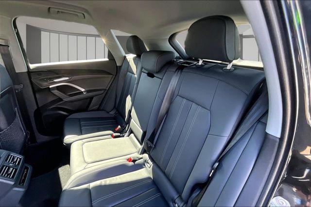 2025 Audi Q5 Premium - Photo 22