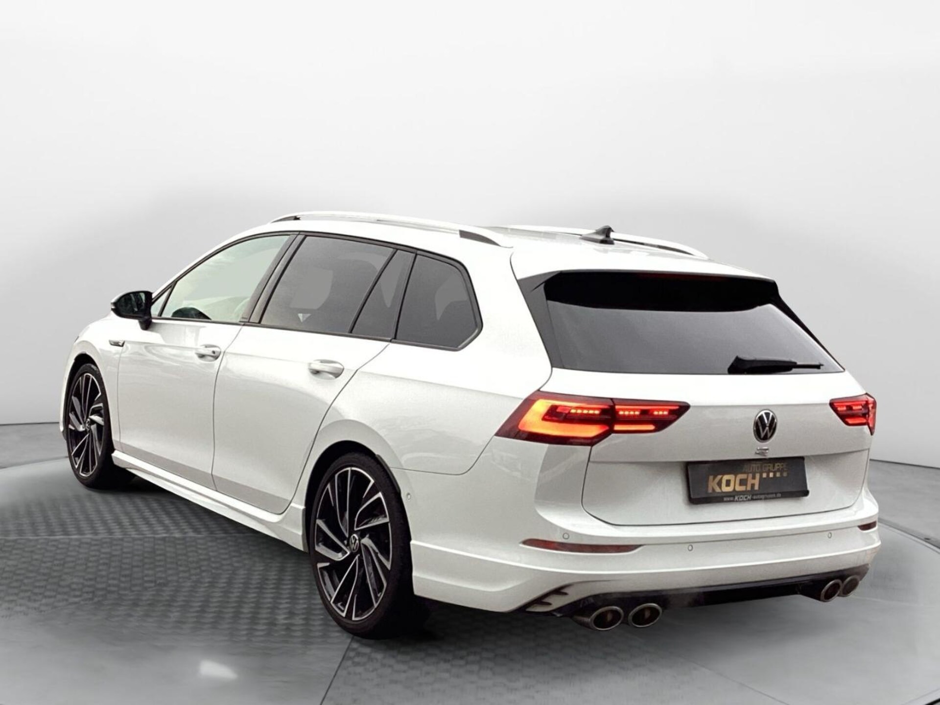 Volkswagen Golf Variant R