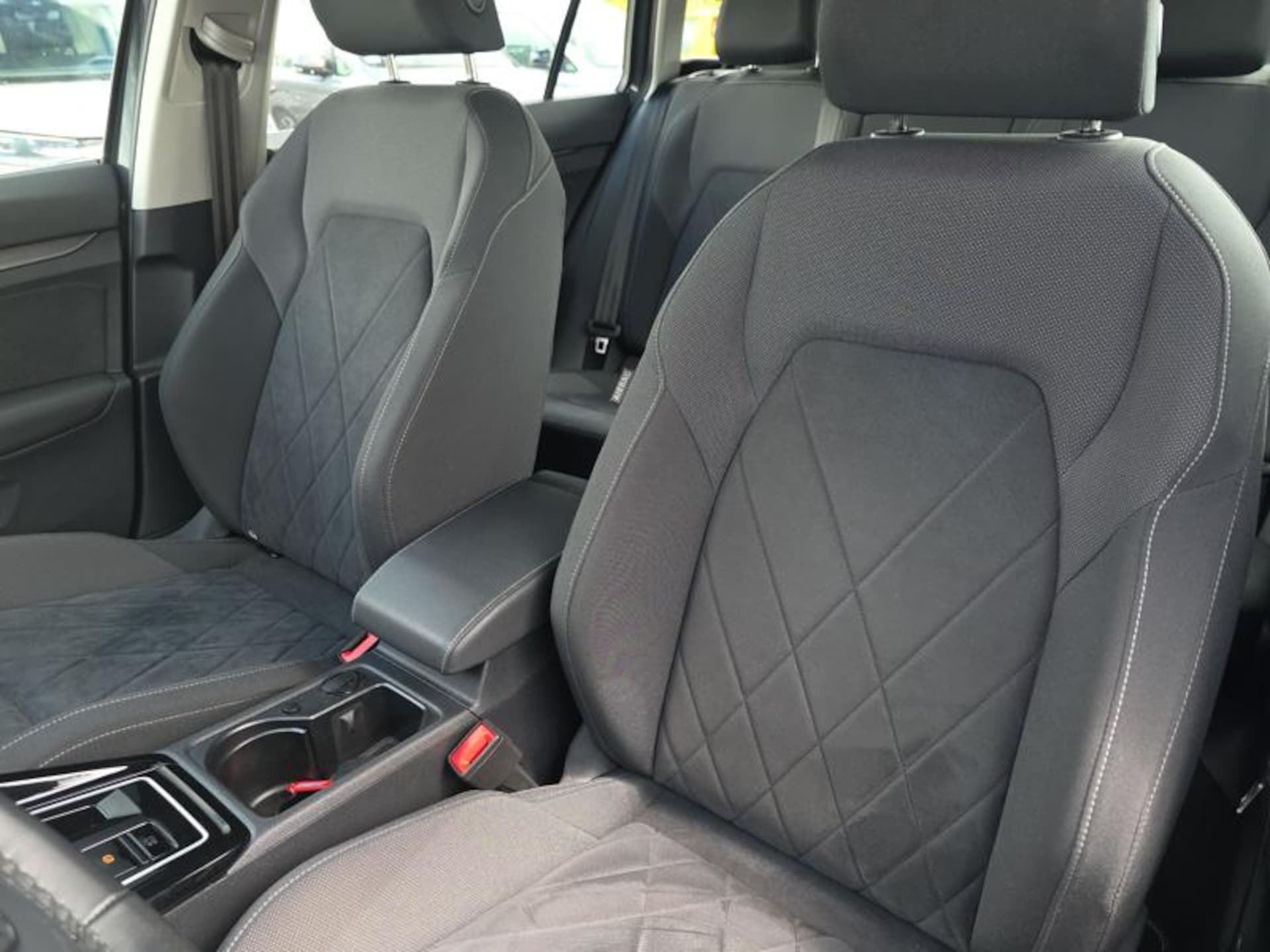 Volkswagen Golf Variant Style