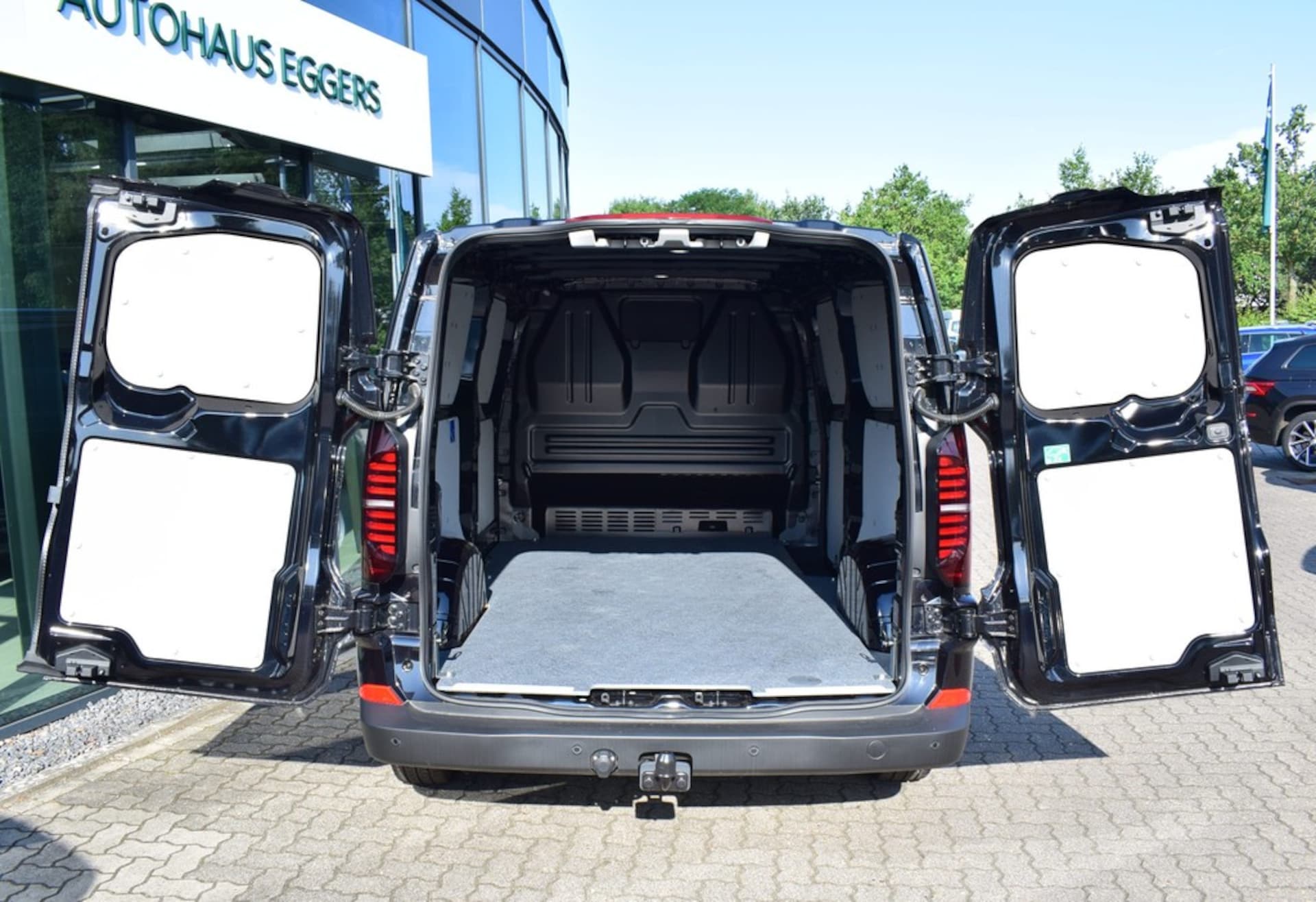 Volkswagen Transporter Kasten langer Radstand