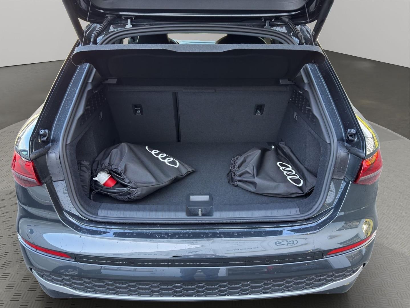 Bild über Audi A3 Sportback TFSI e TFSI e 150 kW S tronic - für weitere Informationen kontaktieren Sie den Audi Partner