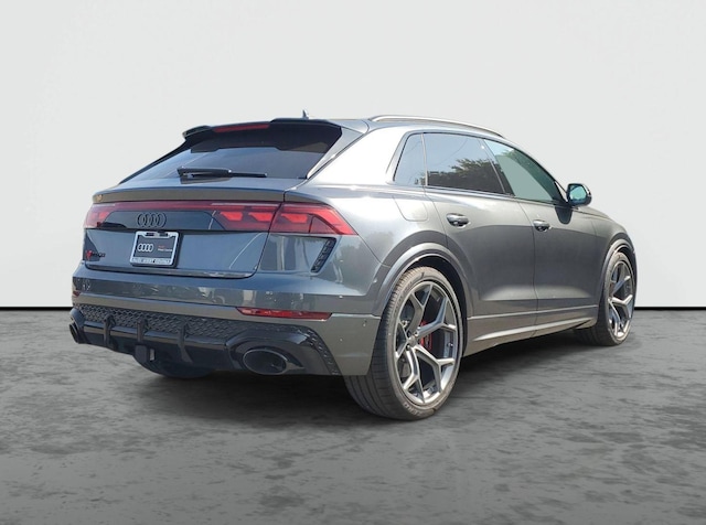 2026 Audi RS Q8 SUV performance