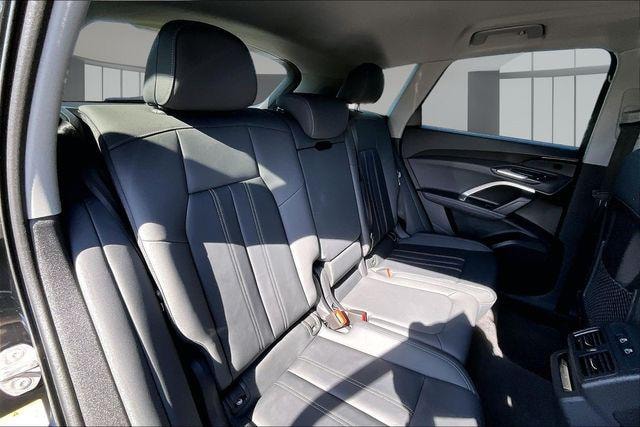 2025 Audi Q5 Premium - Photo 25