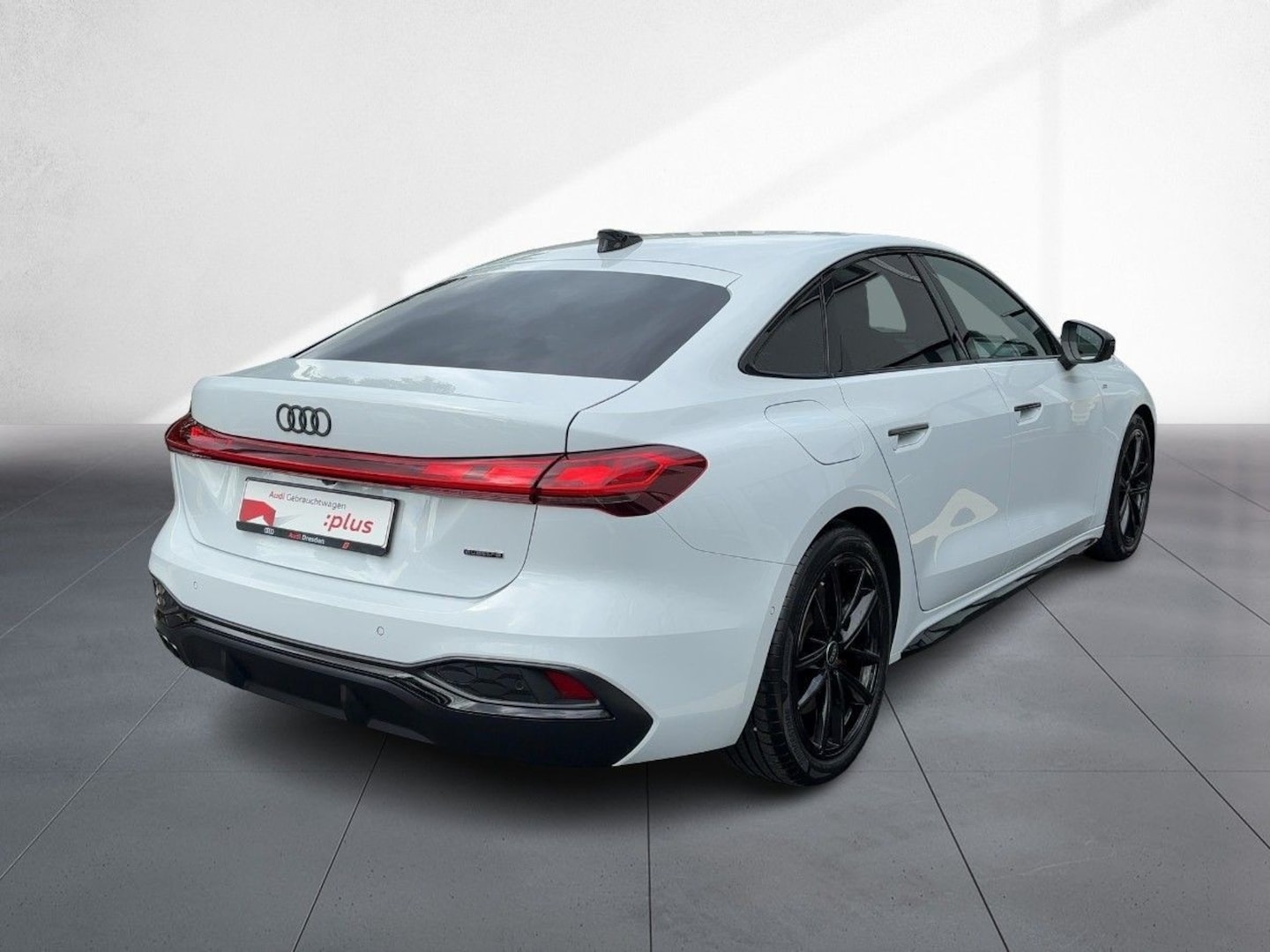 Bild über Audi A5 Limousine TDI quattro 150 kW S tronic - für weitere Informationen kontaktieren Sie den Audi Partner