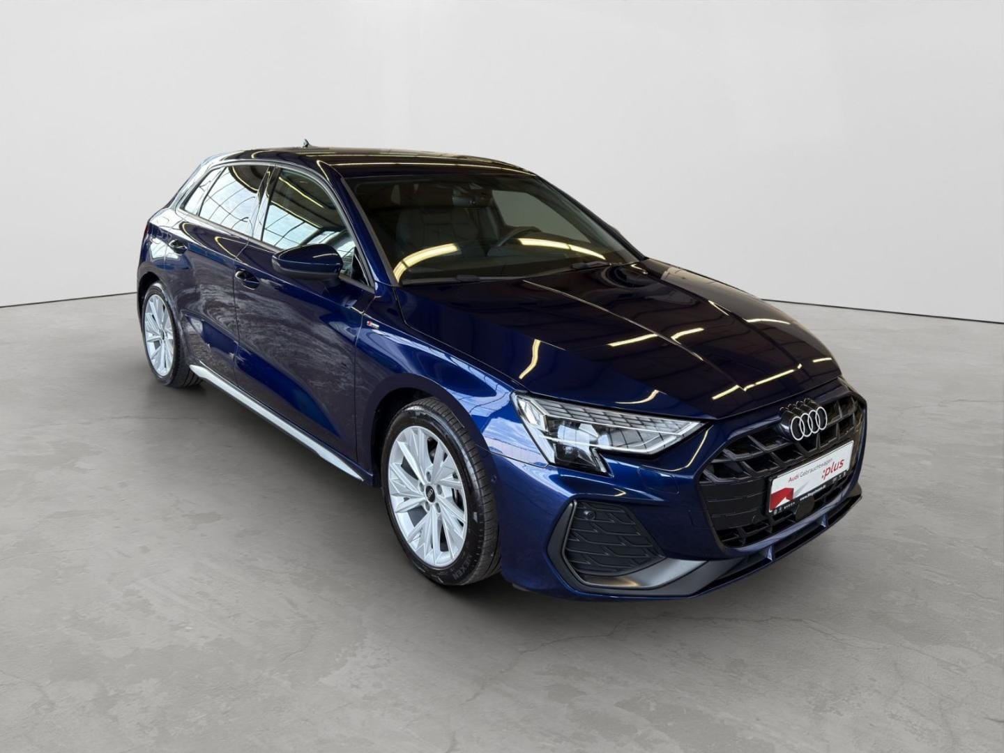 Bild über Audi A3 Sportback S line 35 TFSI S tronic - für weitere Informationen kontaktieren Sie den Audi Partner