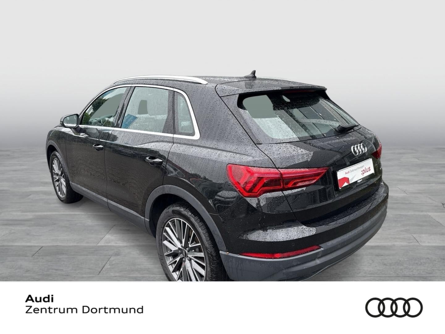 Bild über Audi Q3 TDI quattro 142 kW S tronic - für weitere Informationen kontaktieren Sie den Audi Partner