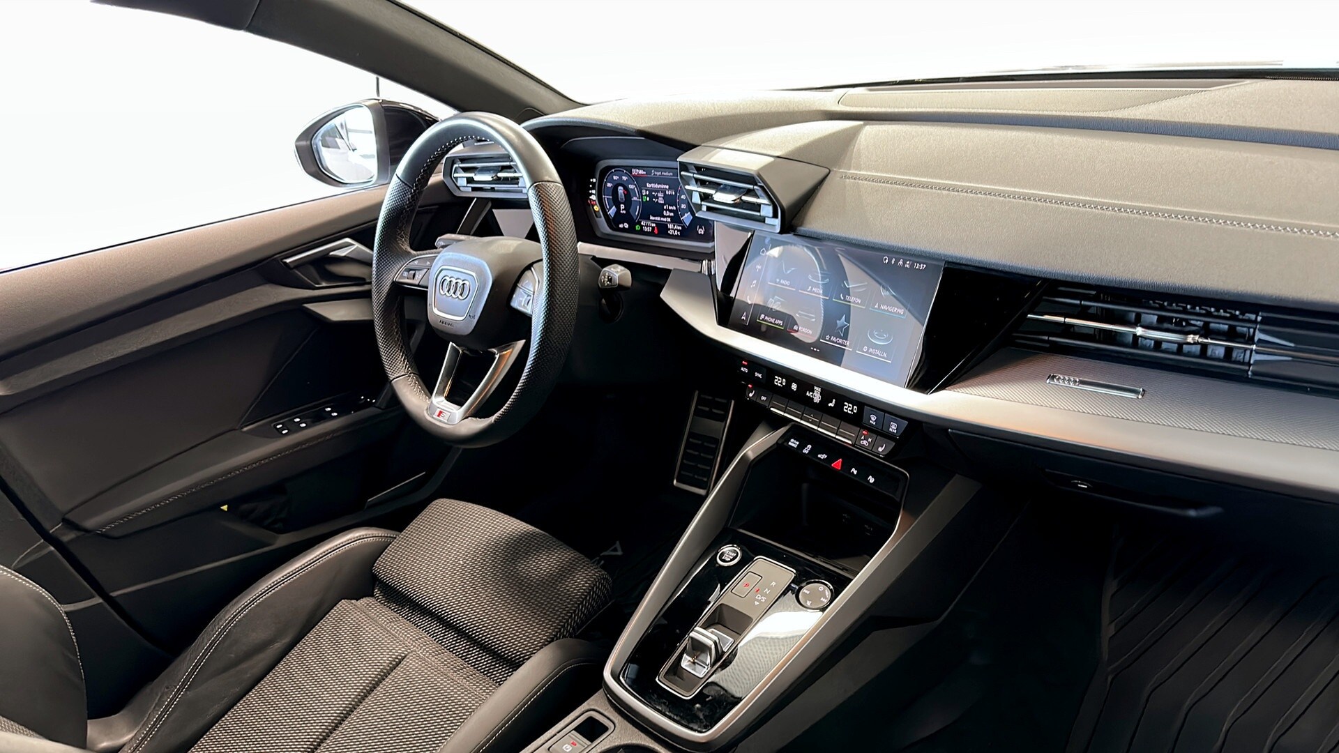 Image about Audi A3 Sportback TFSI e A3 Sportback 45 TFSI e S line 245 hk S tronic