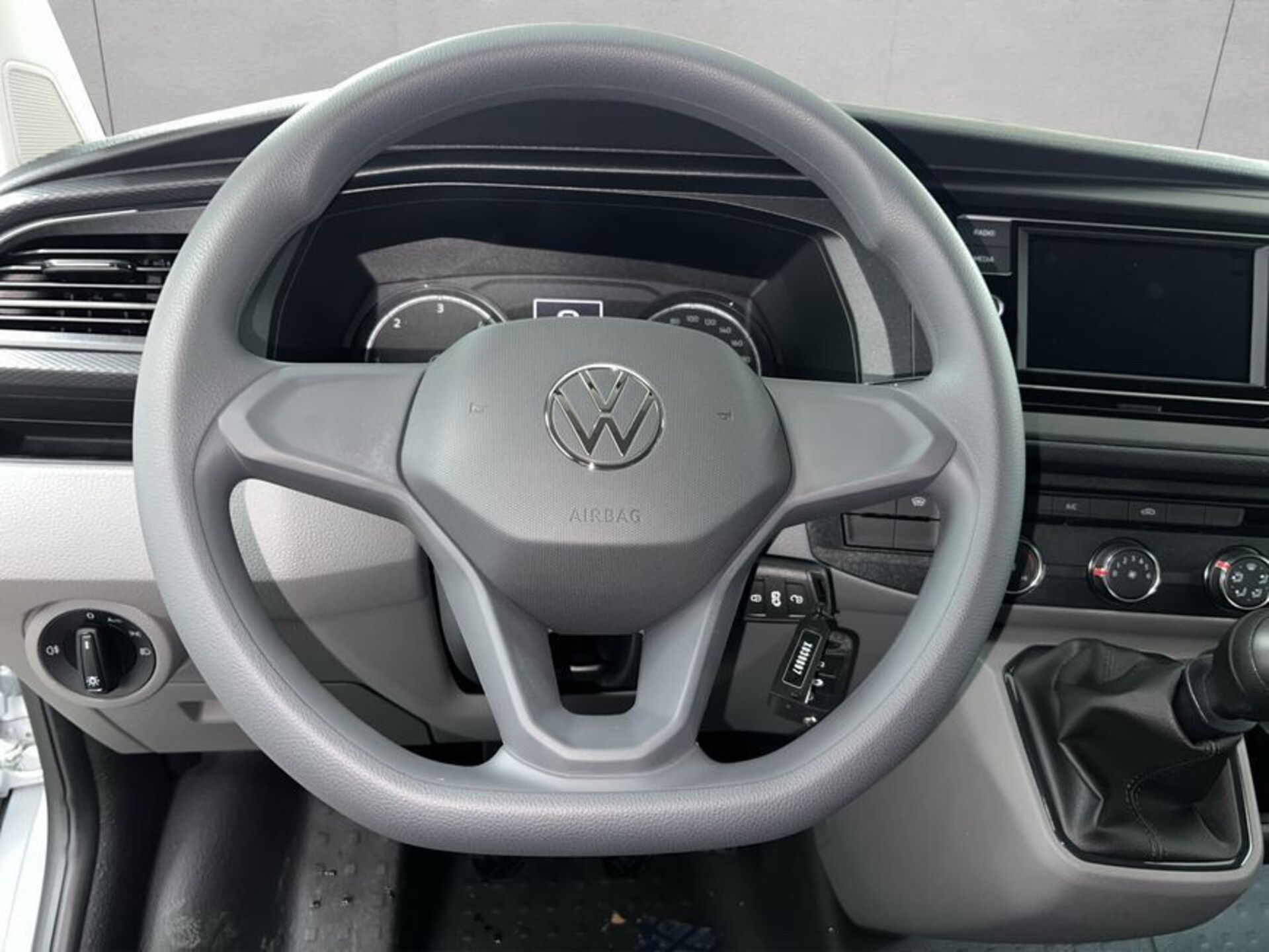 Volkswagen T6.1 Transporter Kasten kurzer Radstand