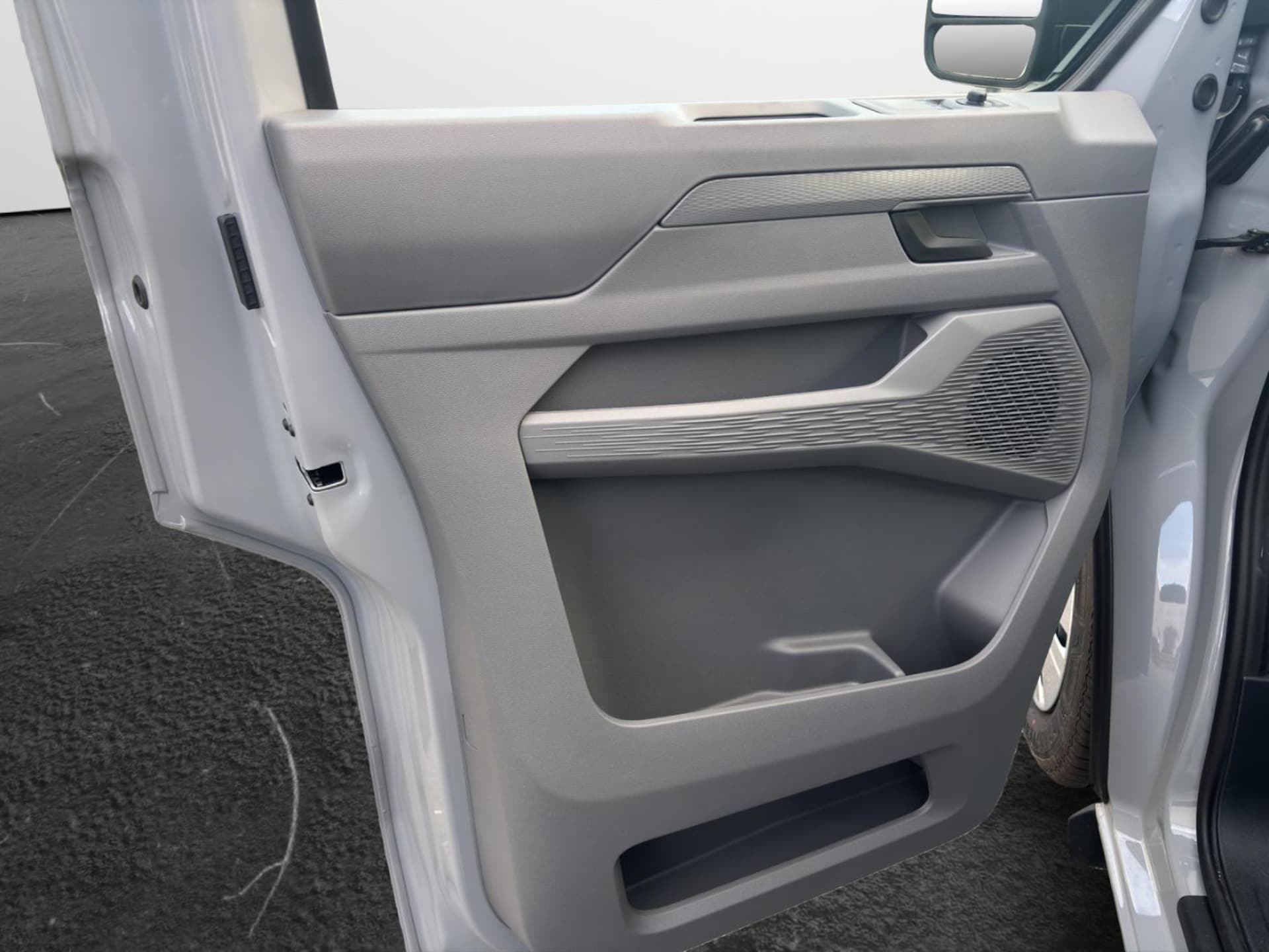 Volkswagen Transporter Kasten kurzer Radstand
