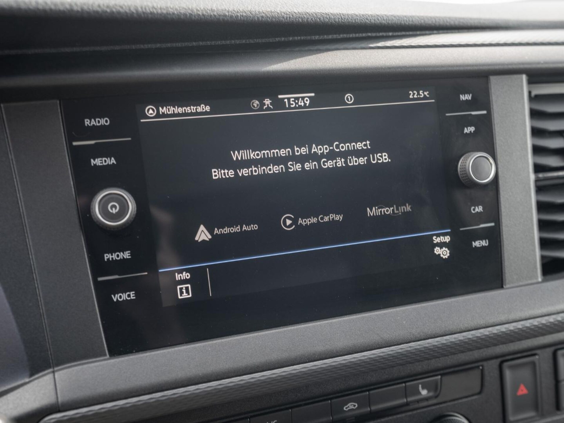Volkswagen T6.1 Transporter Kasten langer Radstand