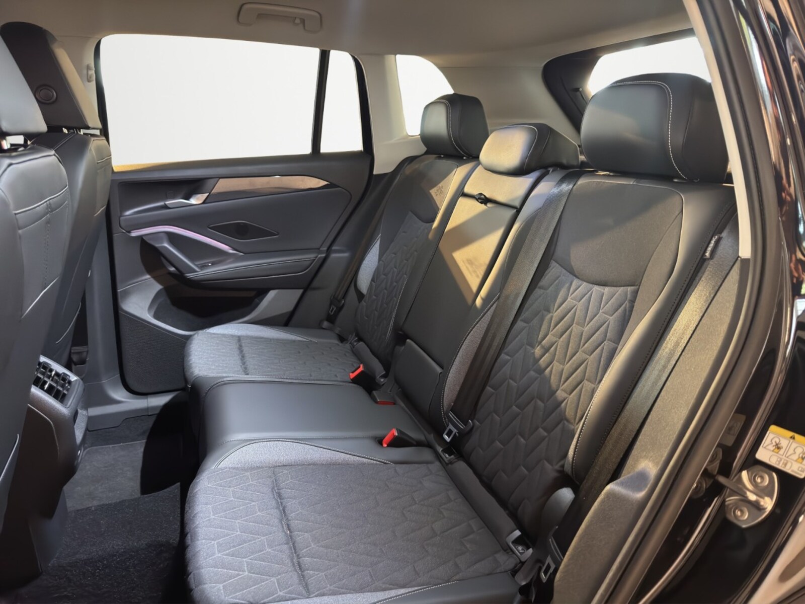 Volkswagen Tiguan – Bild 10