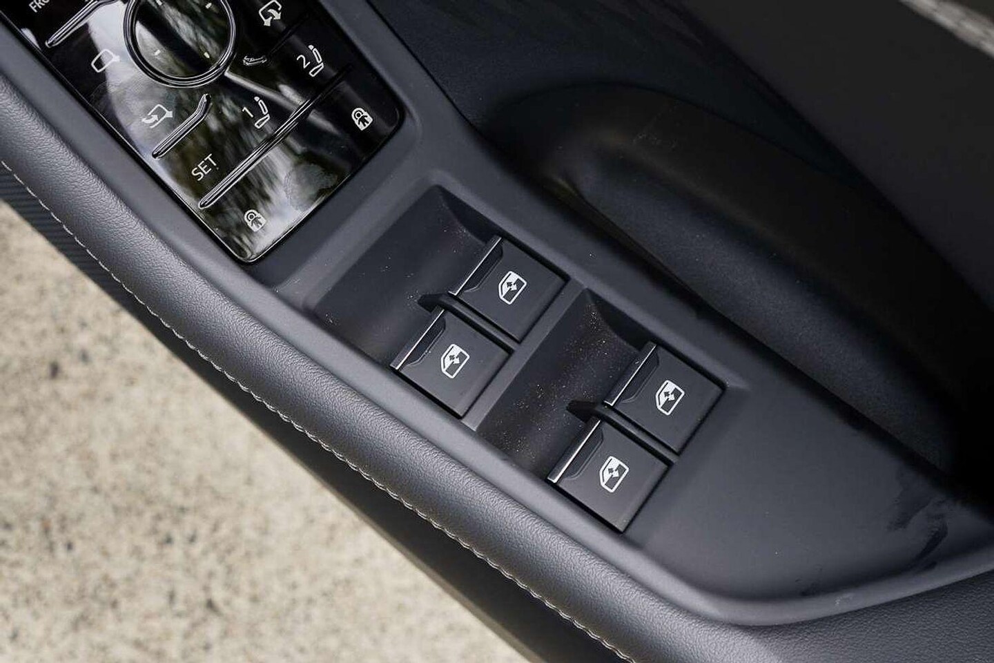 Image about Audi A5 Avant TFSI e e-hybrid quattro 270 kW S tronic