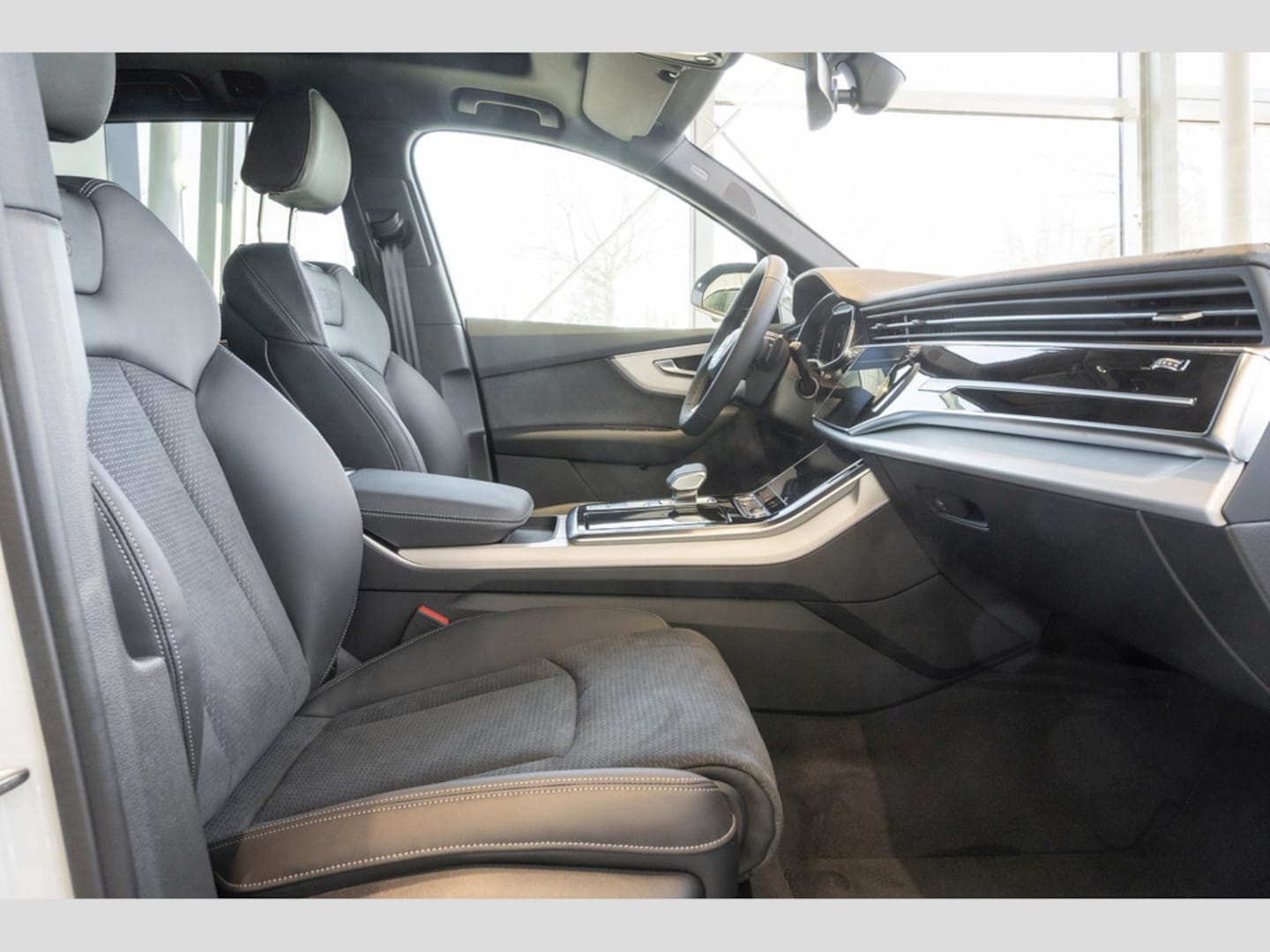 Bild über Audi Q7 SUV S line business TDI quattro 210 kW tiptronic - für weitere Informationen kontaktieren Sie den Audi Partner