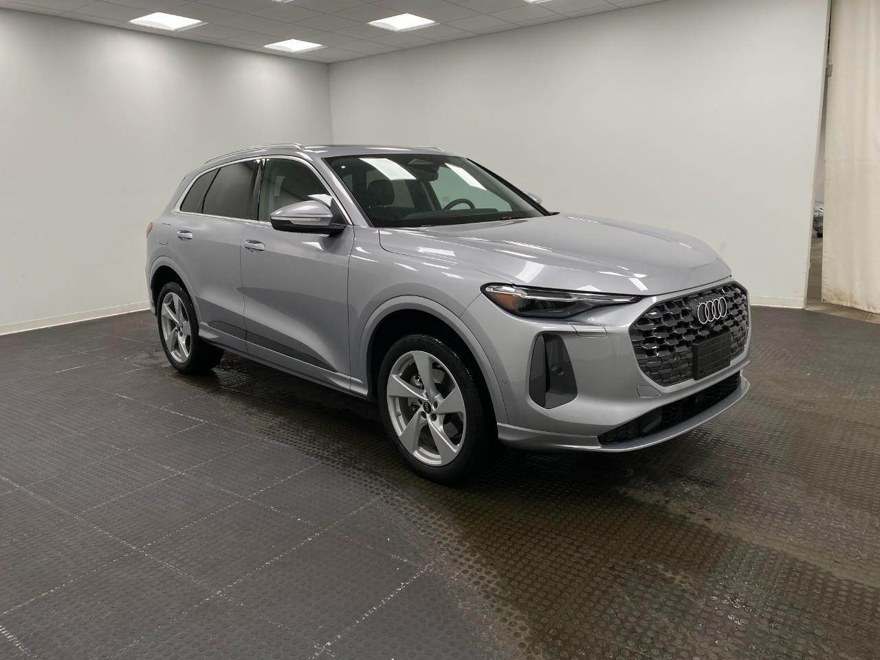 2025 Audi Q5 40 Premium Plus's photo