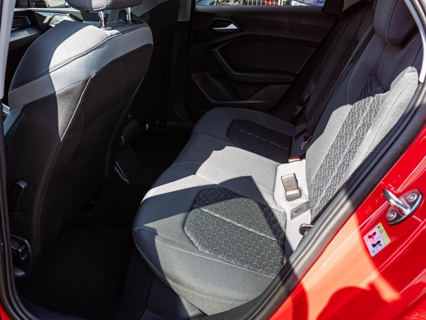 Bild über Audi A1 Sportback advanced 25 TFSI S tronic - für weitere Informationen kontaktieren Sie den Audi Partner
