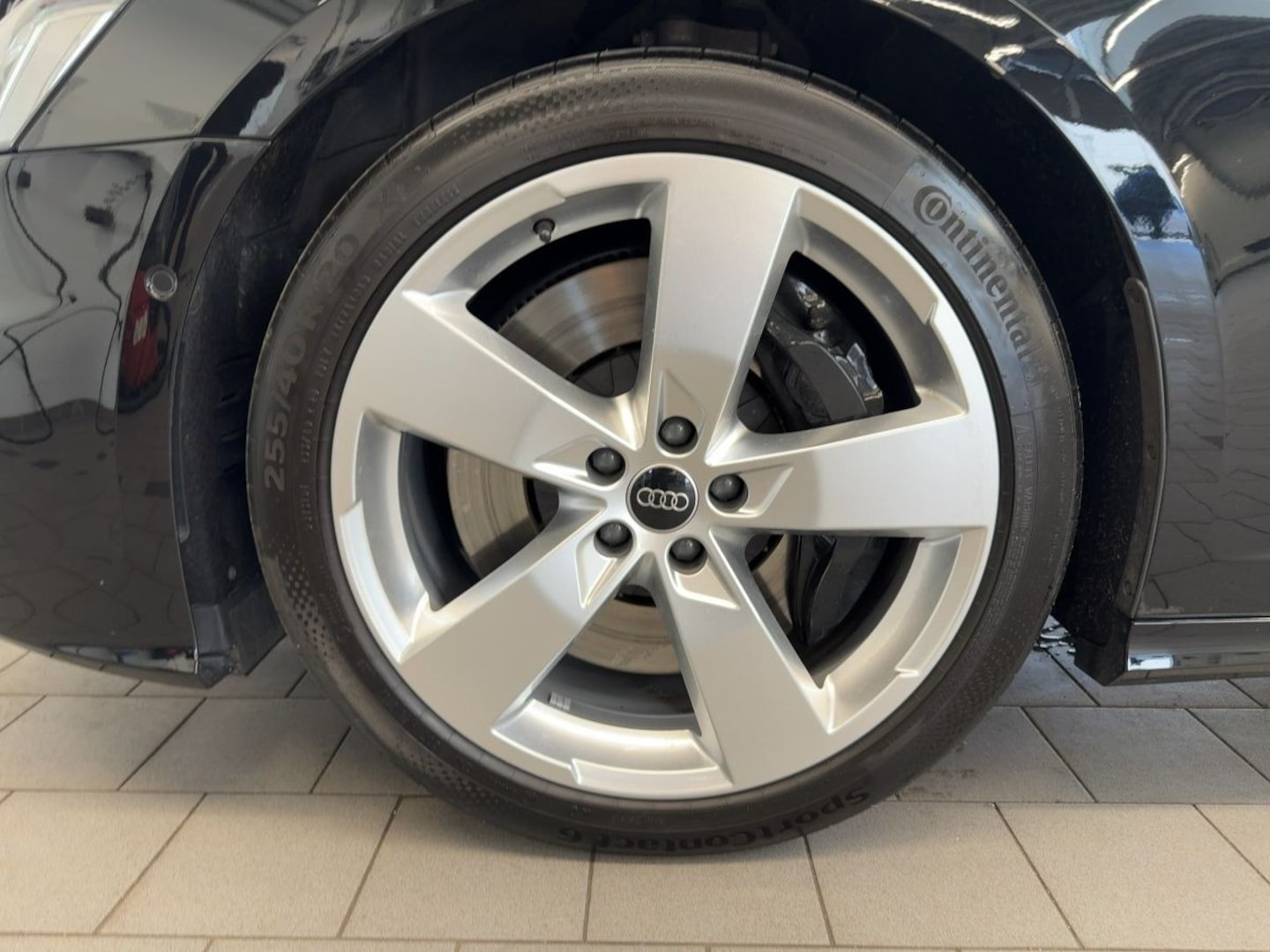 Bild über Audi S6 Avant TDI quattro tiptronic - für weitere Informationen kontaktieren Sie den Audi Partner