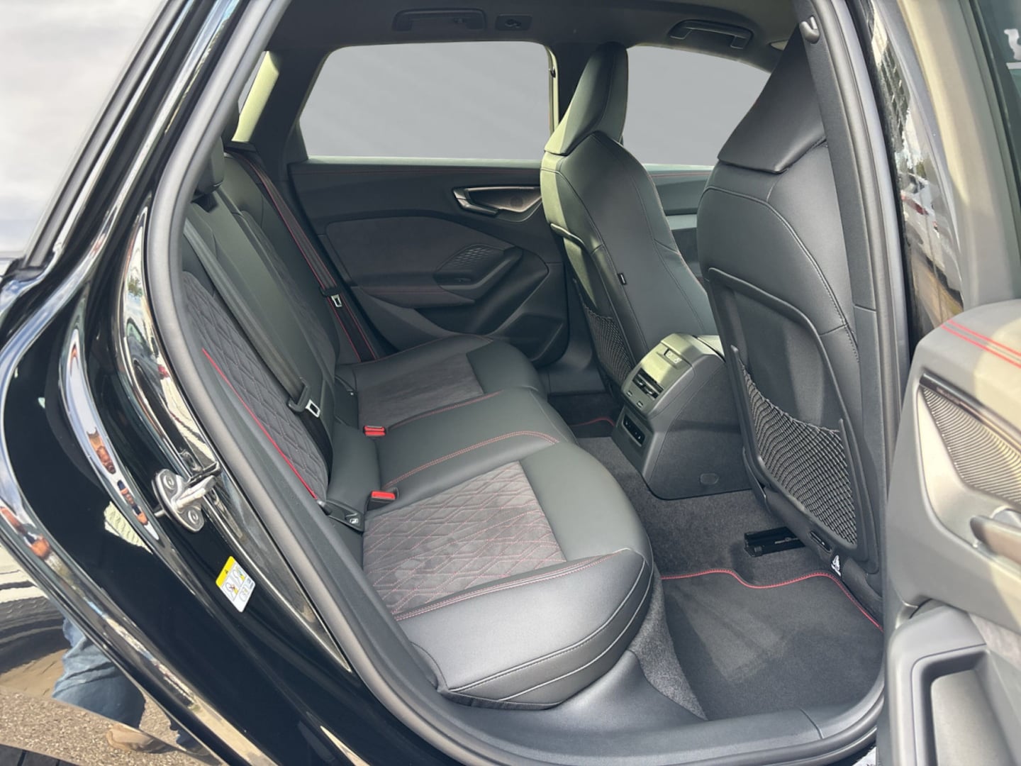 Bild über Audi S5 Avant edition one TFSI 270 kW S tronic - für weitere Informationen kontaktieren Sie den Audi Partner