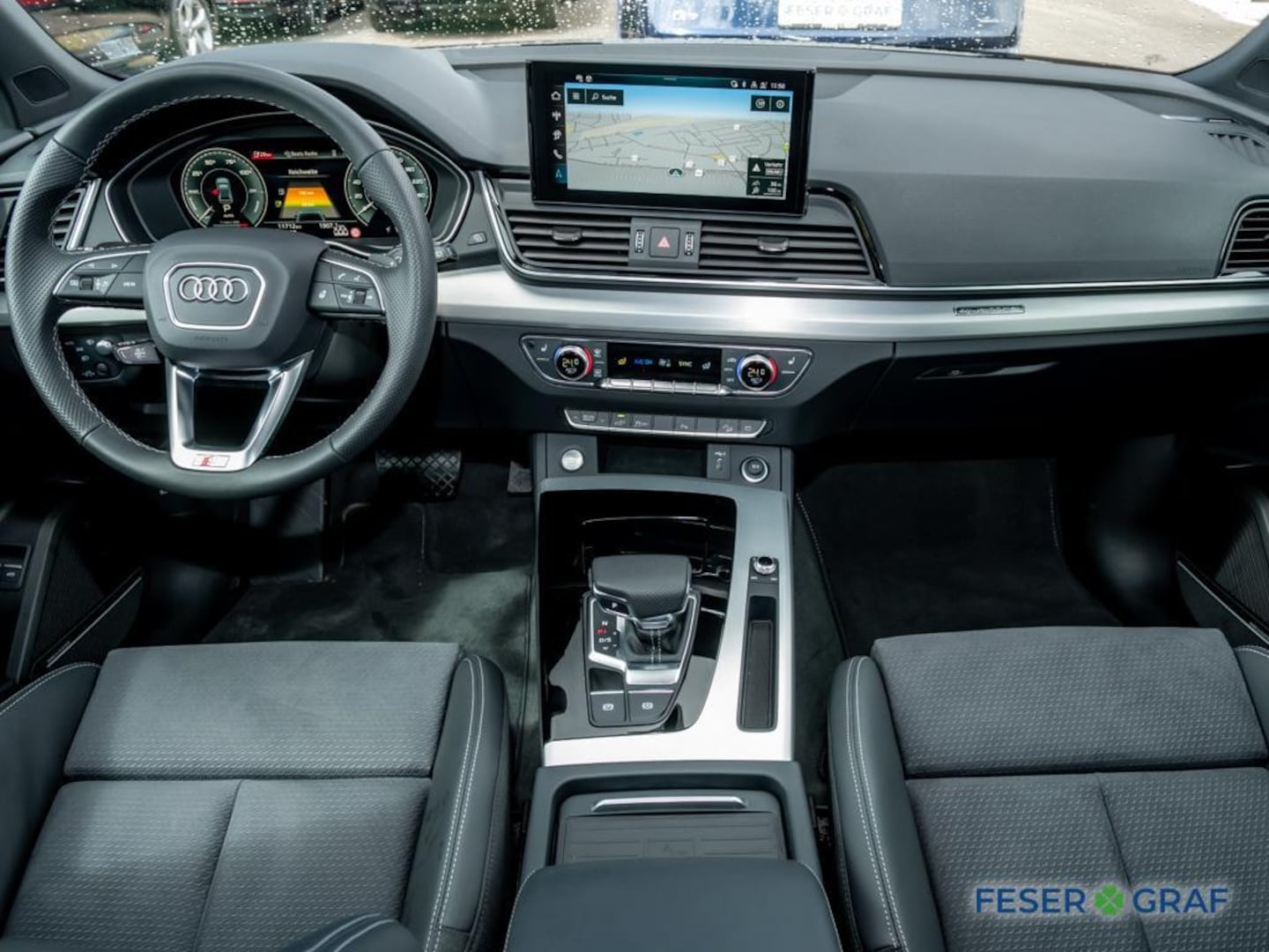 Bild über Audi Q5 Sportback TFSI e S line business 55 TFSI e quattro S tronic - für weitere Informationen kontaktieren Sie den Audi Partner