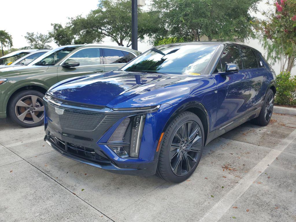 2026 Cadillac Lyriq Signature Sport AWD's photo