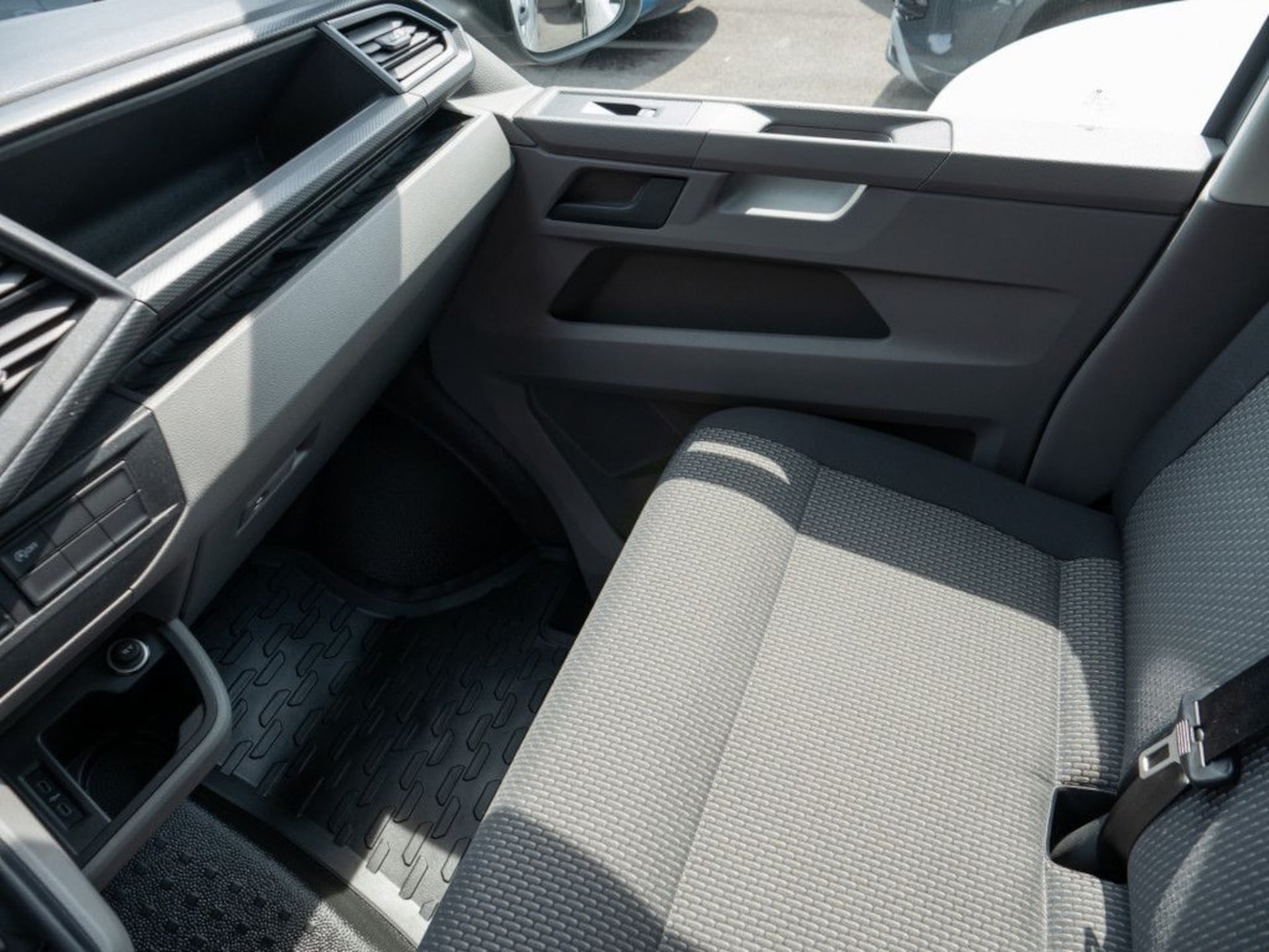 Volkswagen T6.1 Transporter Kasten kurzer Radstand