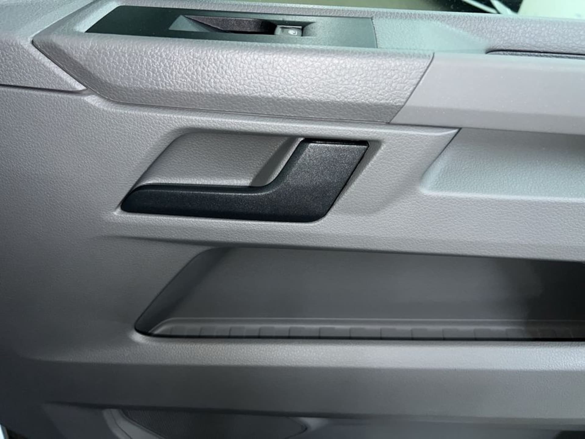 Volkswagen T6.1 Transporter Kasten kurzer Radstand