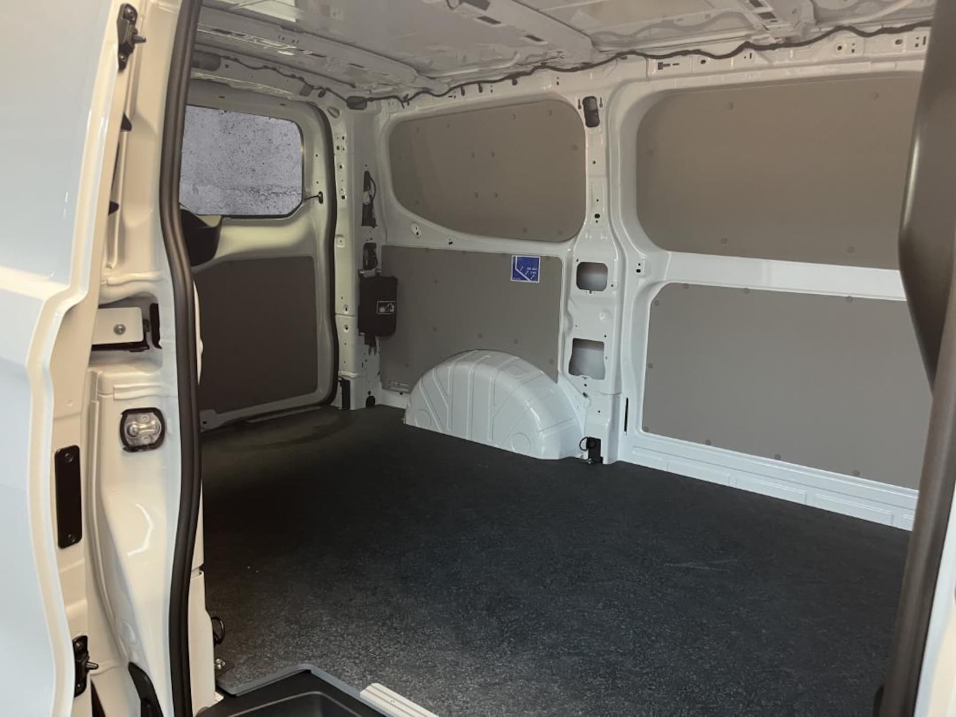 Volkswagen Transporter Kasten kurzer Radstand