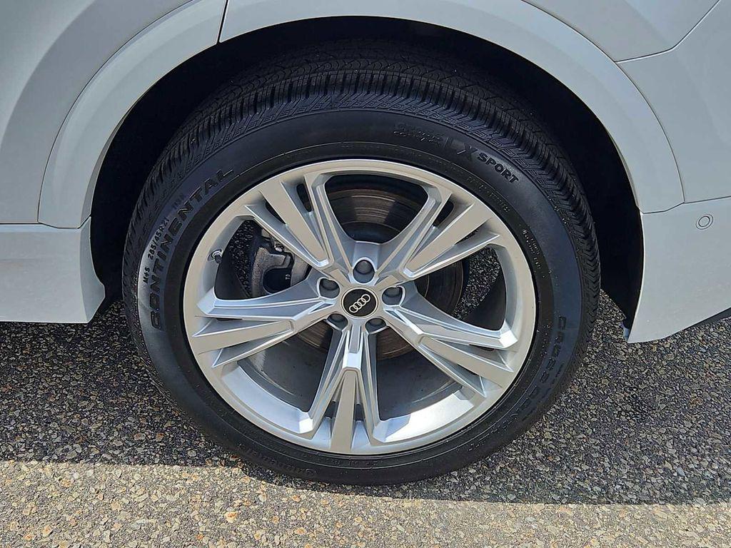 2023 Audi Q8 Premium Plus - Photo 3
