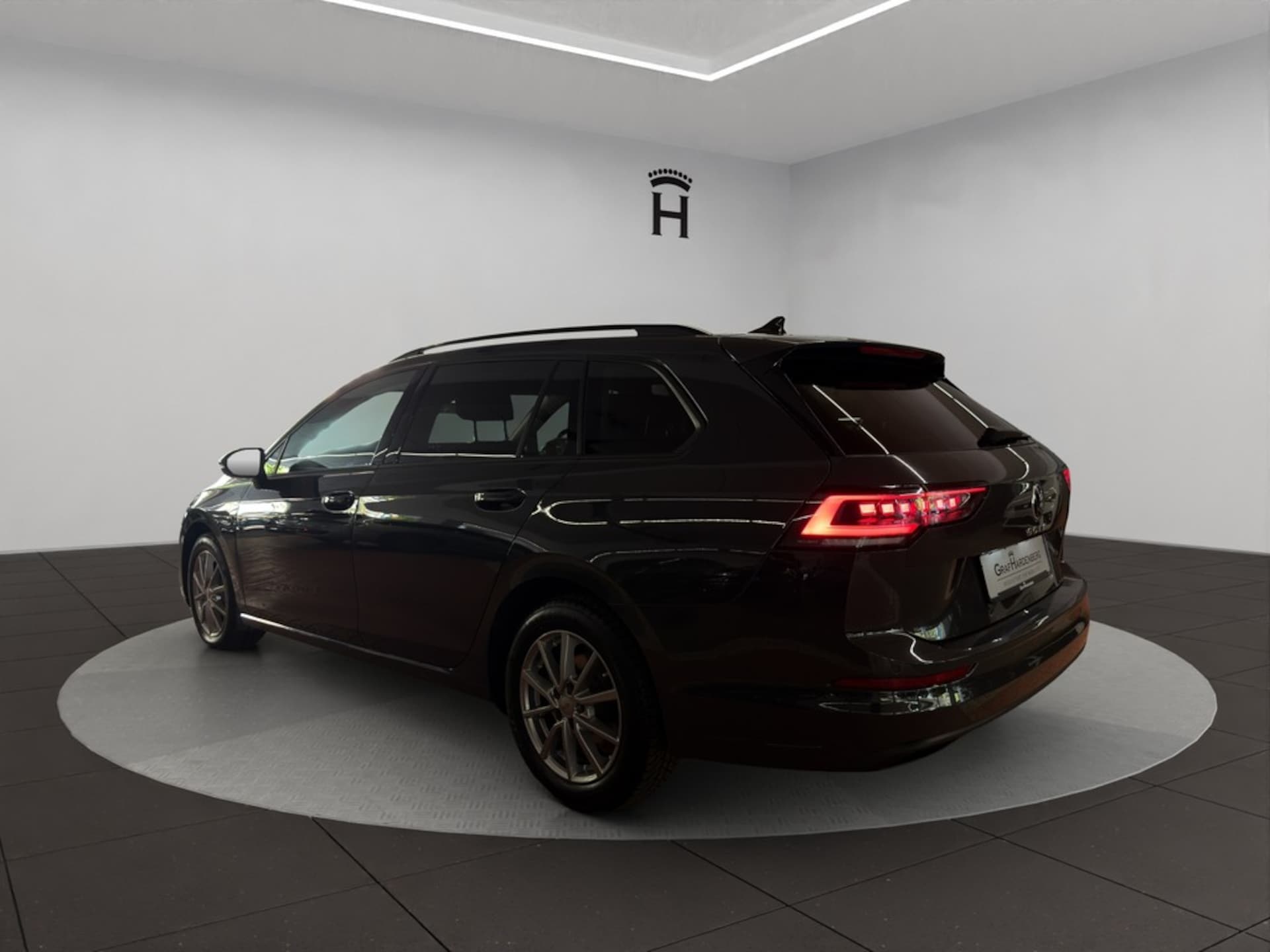Volkswagen Golf Variant Life