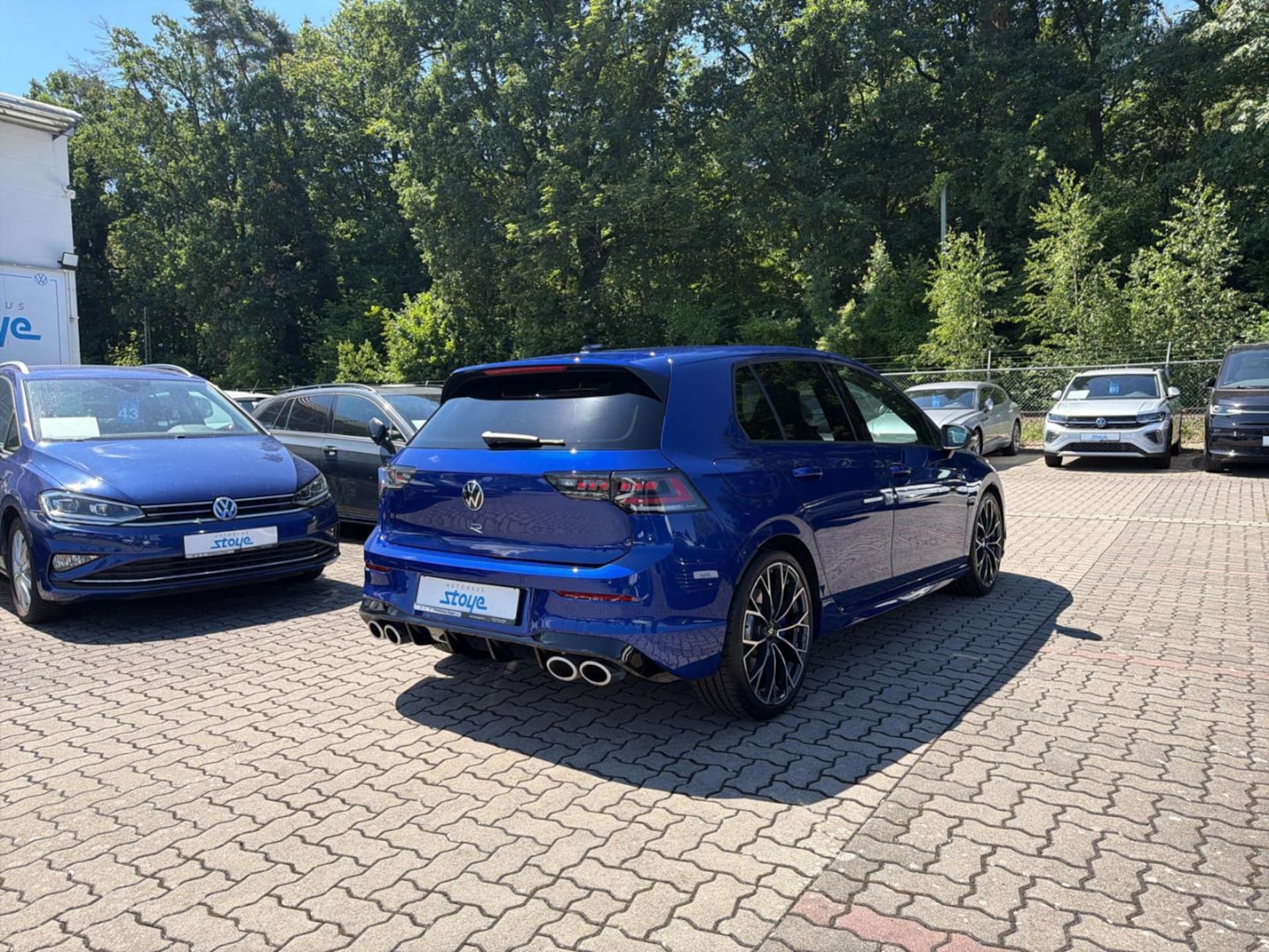 Volkswagen Golf R
