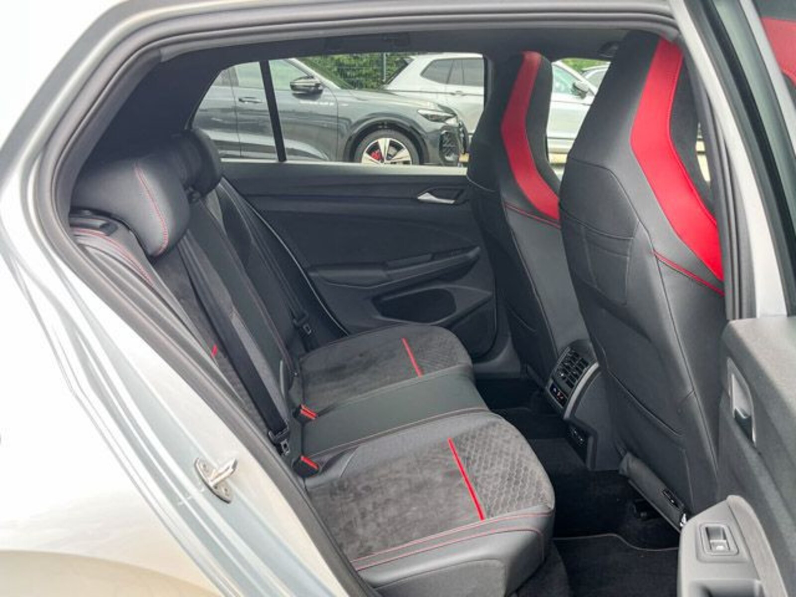 Volkswagen Golf – Bild 11