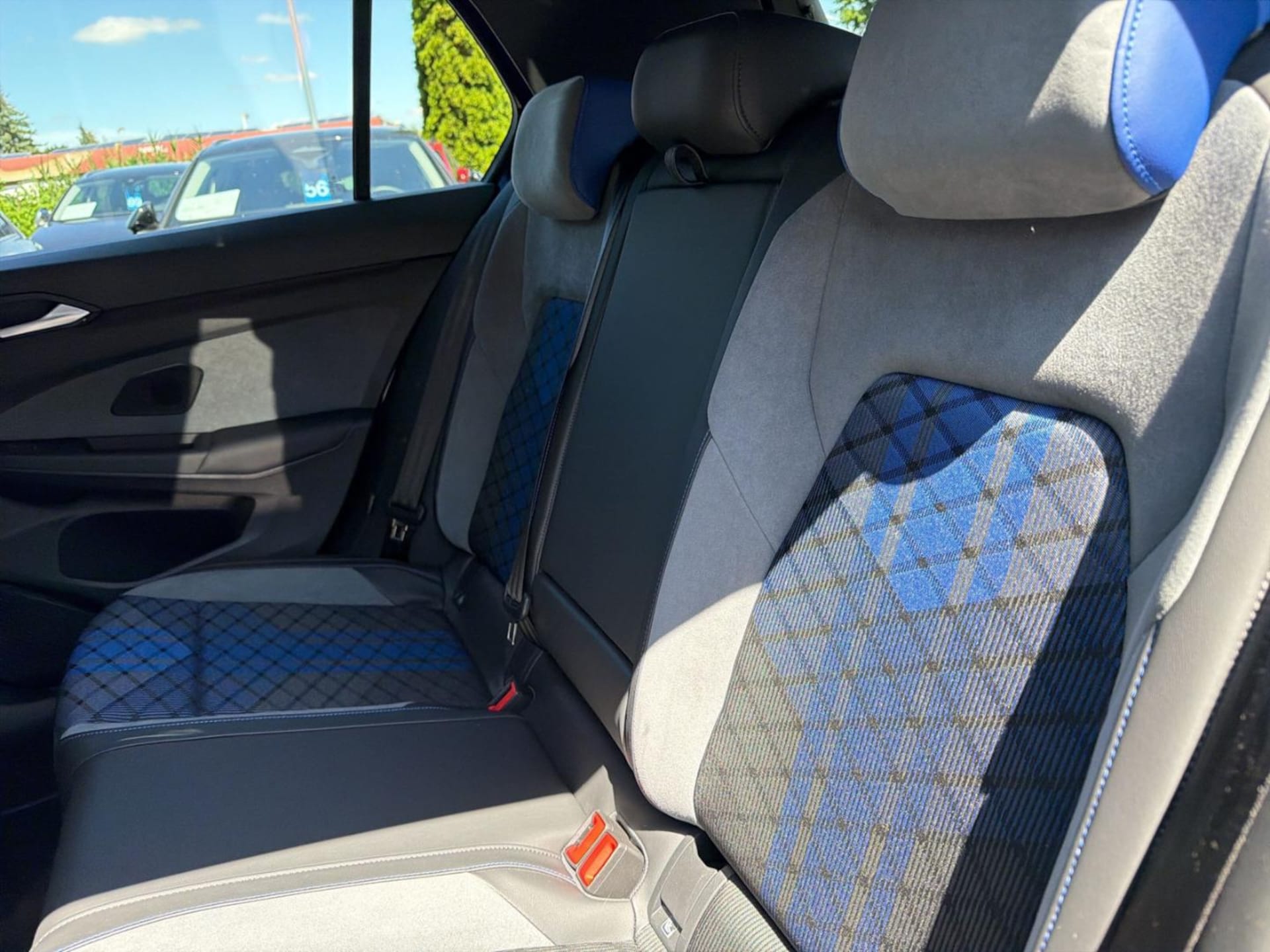 Volkswagen Golf R
