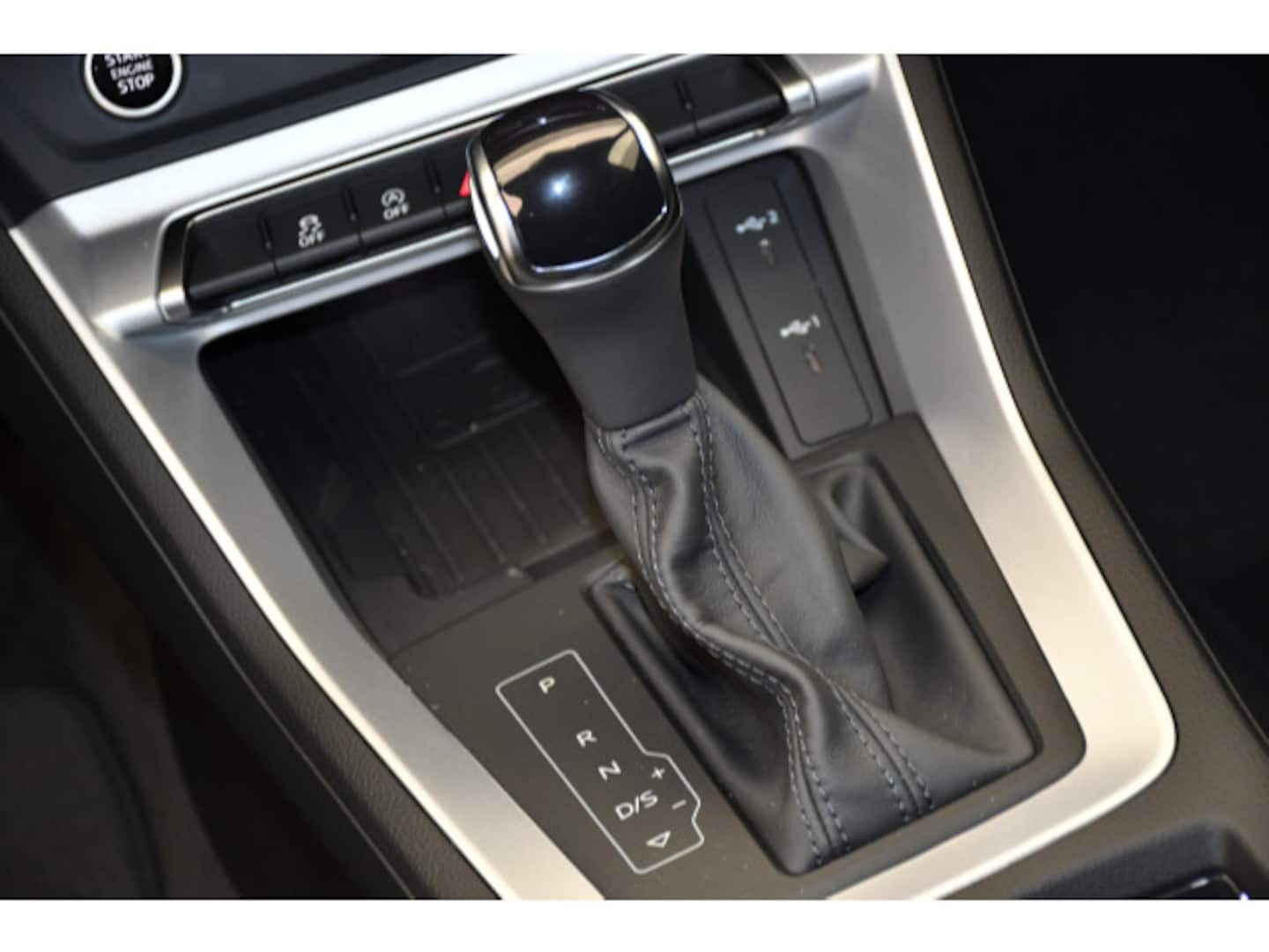Bild über Audi Q3 advanced 35 TFSI S tronic - für weitere Informationen kontaktieren Sie den Audi Partner